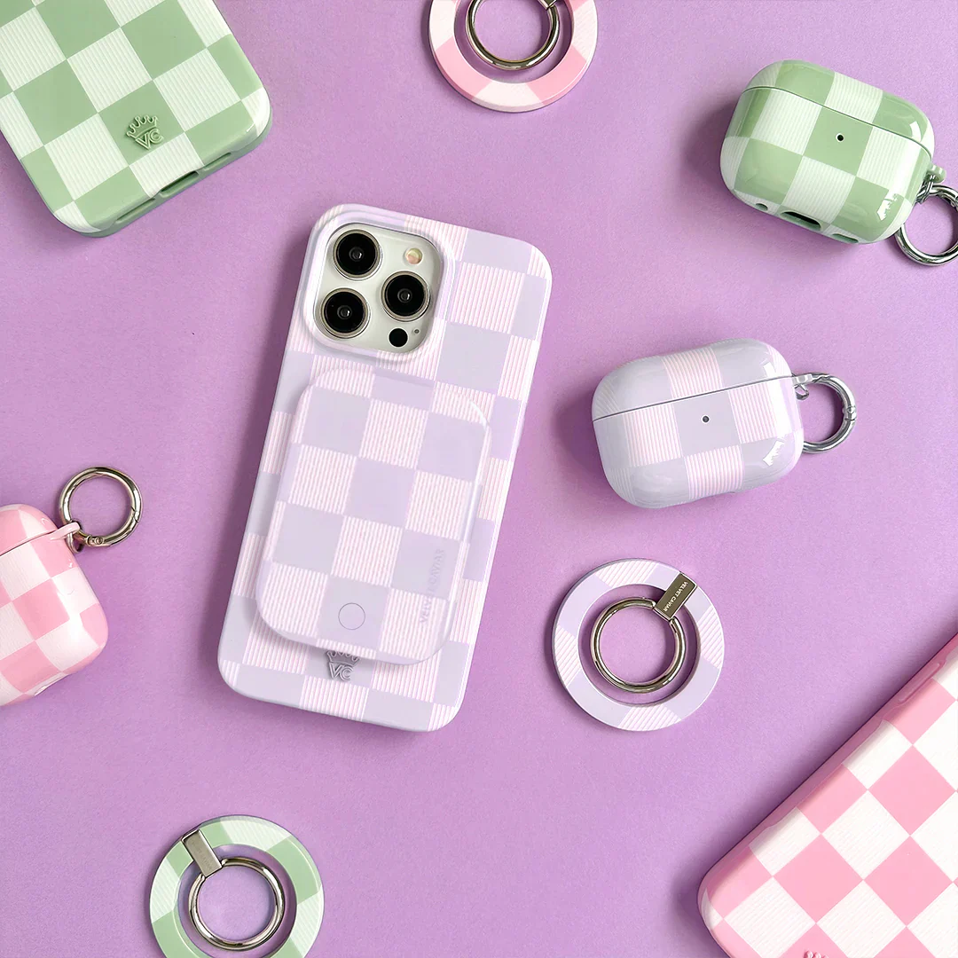 Lilac Vibe Checkered MagSafe Battery Power Pack - Image 2