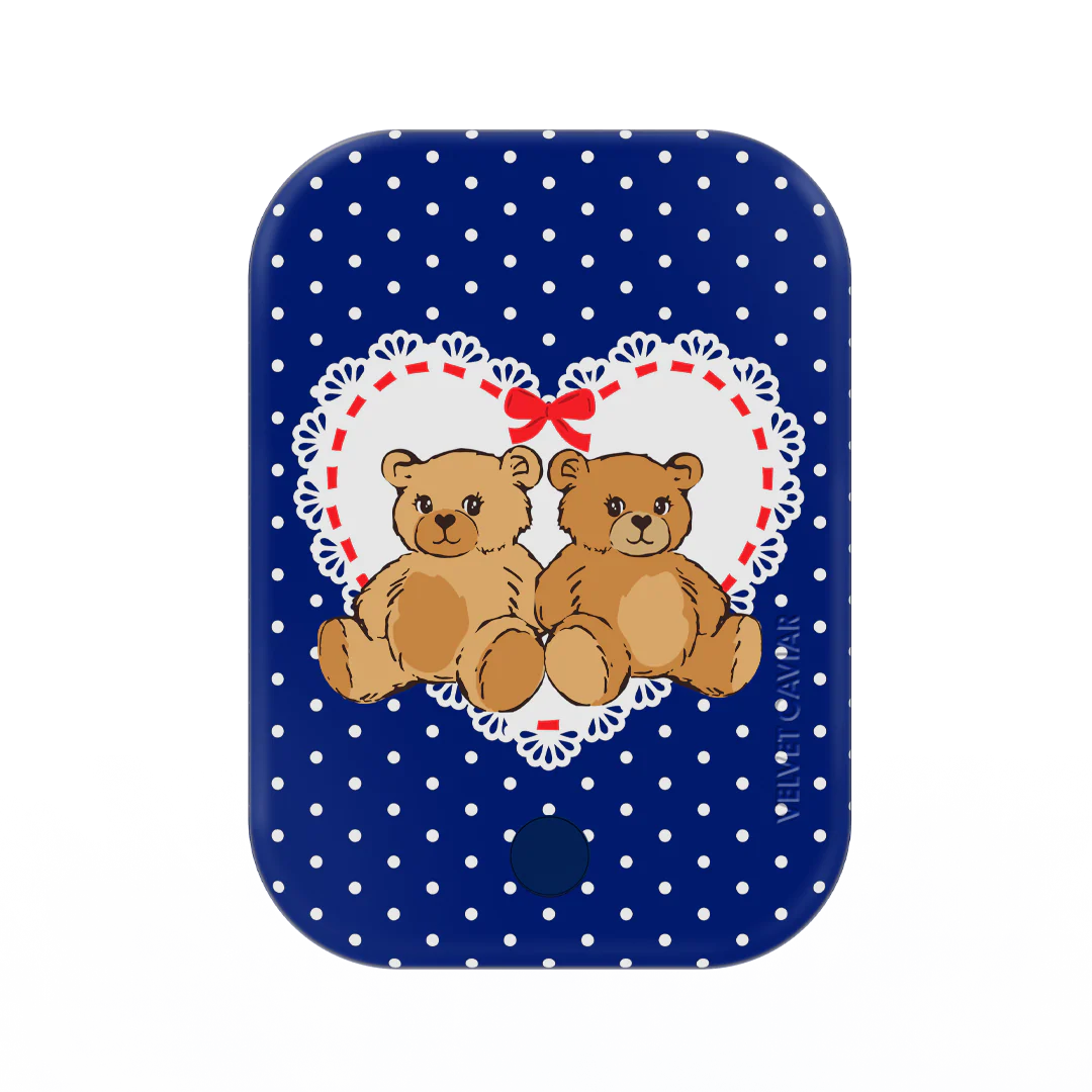 Winter Teddy MagSafe Battery Power Pack